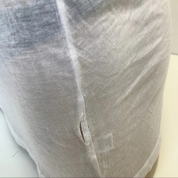 Freak Zoo V-Neck Colorful Tiger Print Fitted Tee Size Large - Picture 2 of 3